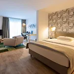 Western Io Eschborn
