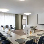 Western Io 4*