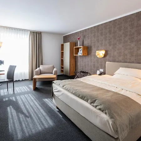 Hotel Western Io 4*