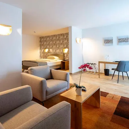 Western Io 4* Eschborn