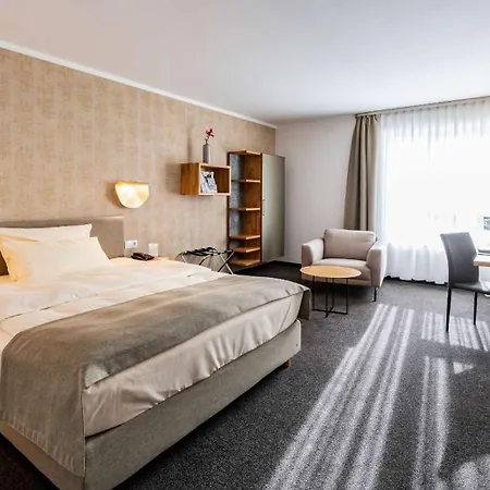 Western Io Hotel 4*