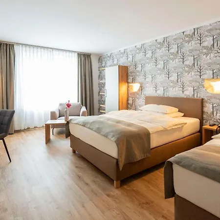 Western Io 4*