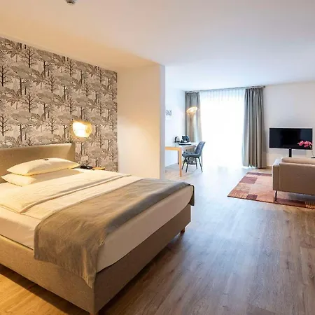Western Io Eschborn