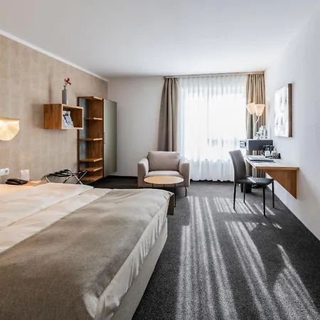 Western Io 4*