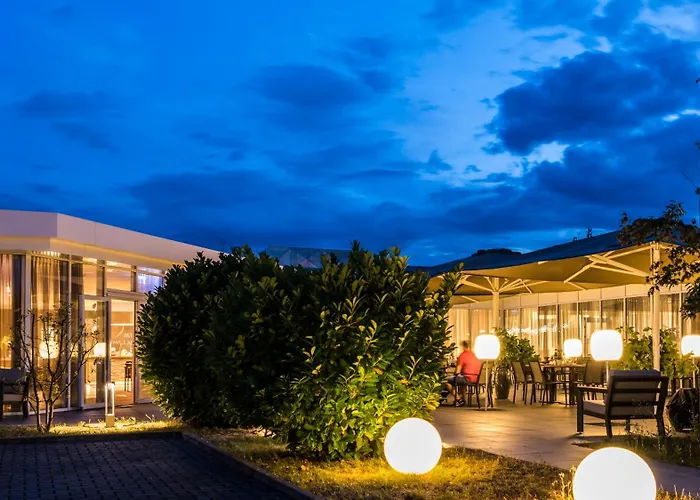 Western Io 4* Eschborn