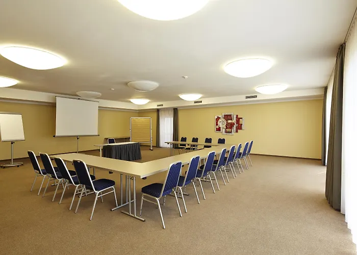 Hotell Western Io 4*